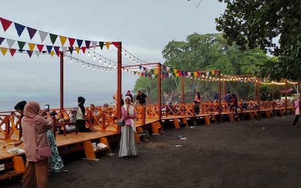 Pantai Sulamada saat ini (foto_edo_huka)