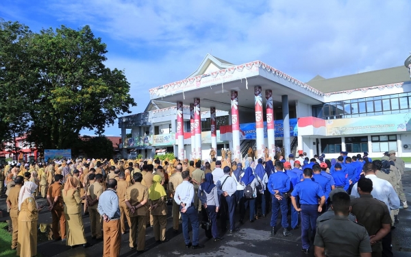 ASN sedamg mengikuti apel gabungan