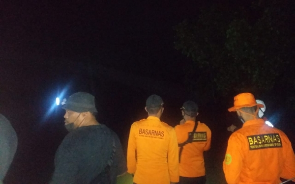 Pencarian oleh Basarnas Teenate