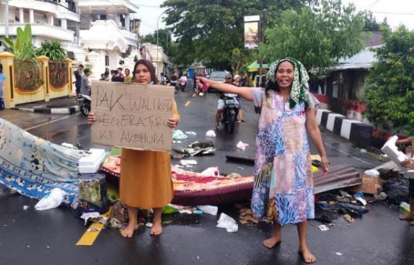aksi warga Akehuda
