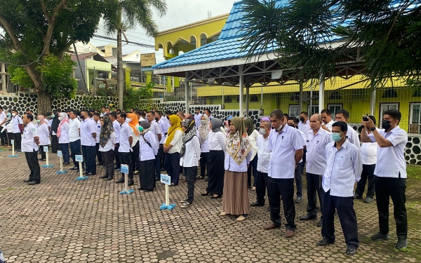 Apel pagi