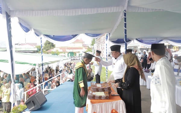 wisuda