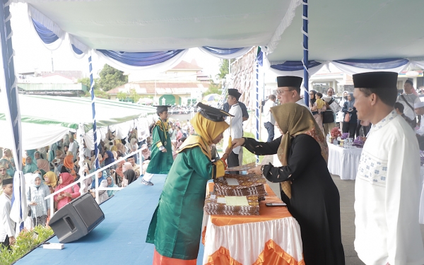 wisuda